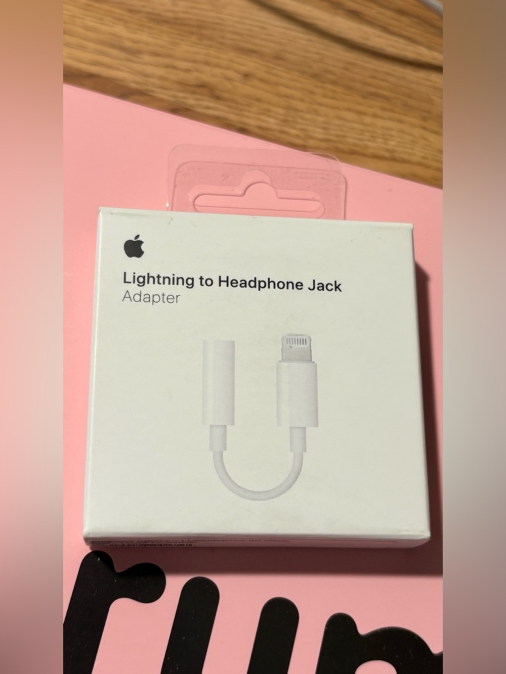 Apple Lightning to 3.5mm Headphone Adapter - White